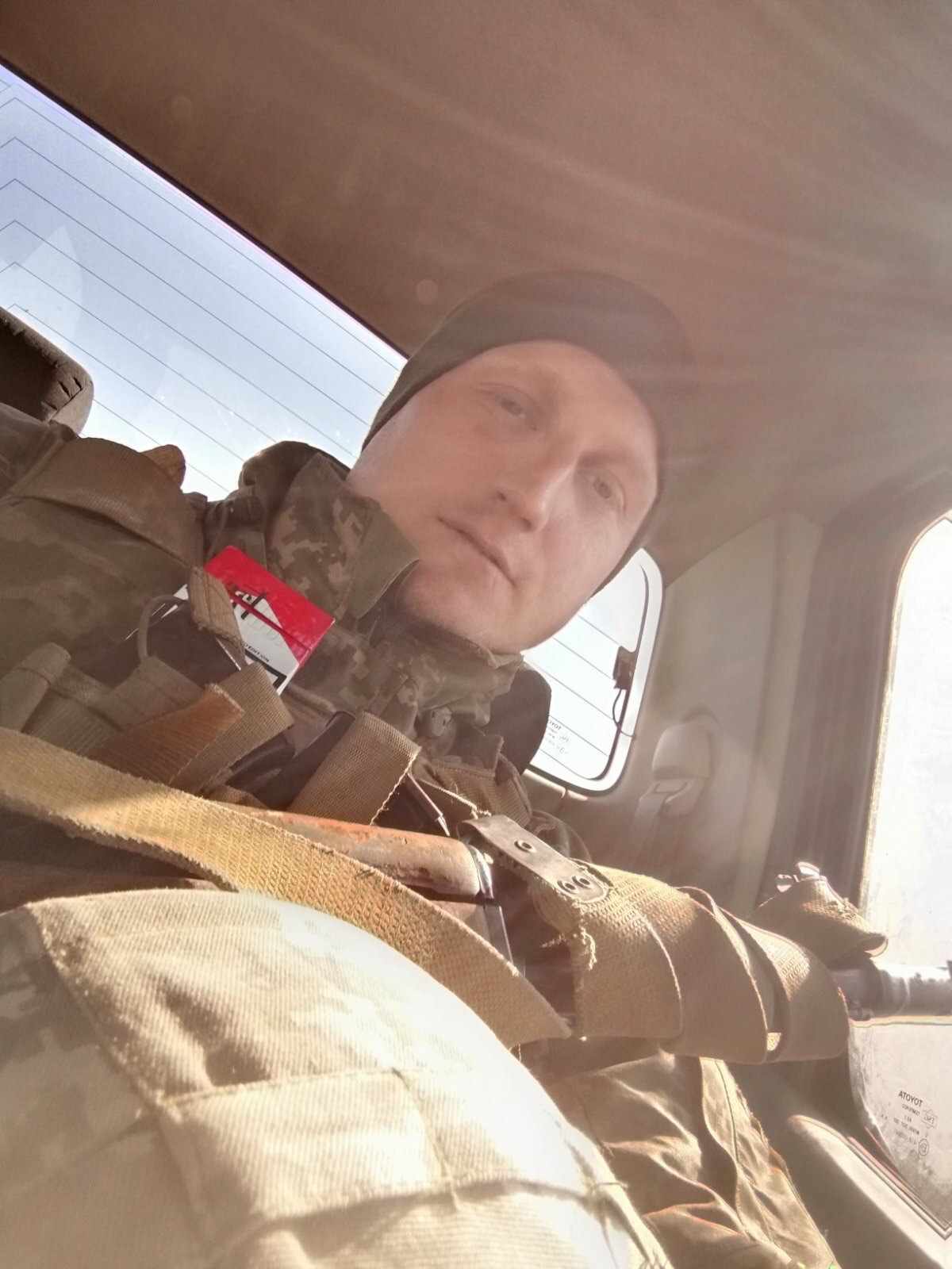 гладун у машині