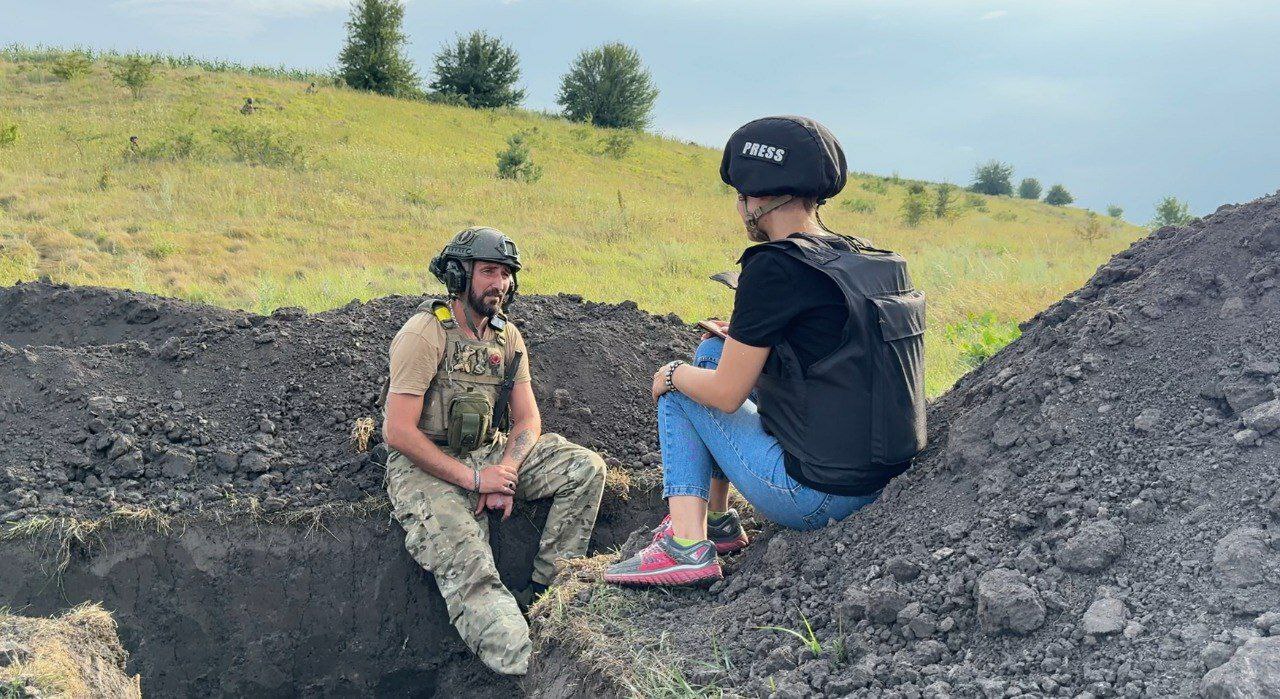 сс діана крахматова працює з військовослужбовцями