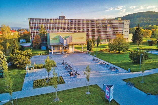 ярова універ